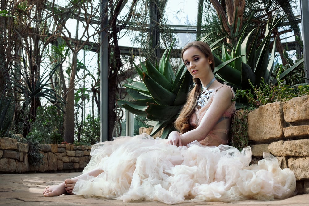 Editorial „Secret Garden“ für das Fashion Shift Magazine