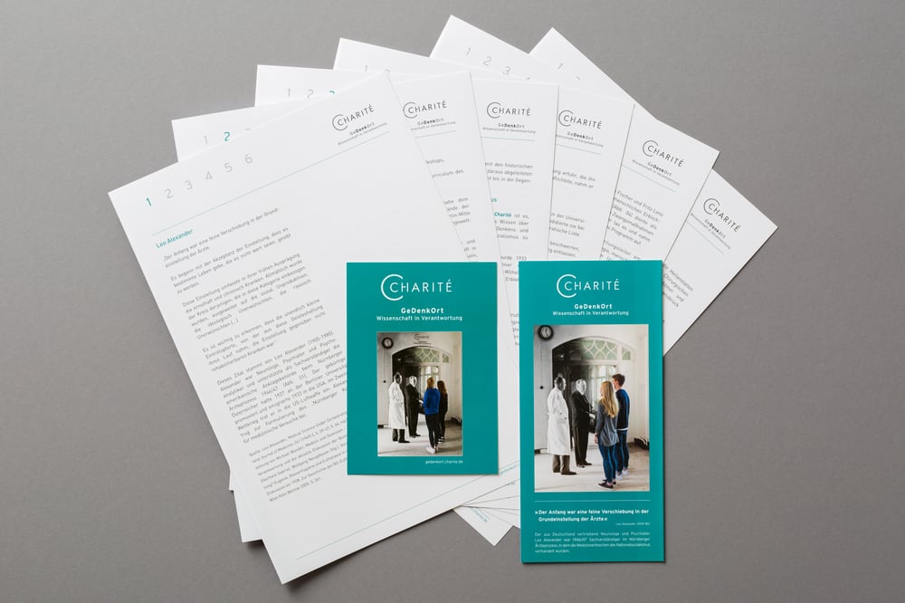 Flyer, Folder, Postkarte für den GeDenkOrt der Charité