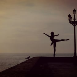 dancer-1489686