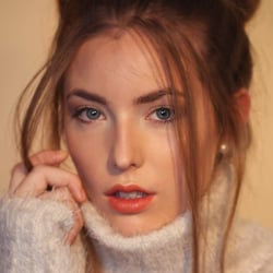 Hair & Make-up