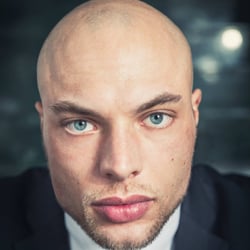 Julian Claude business shooting in Hamburg