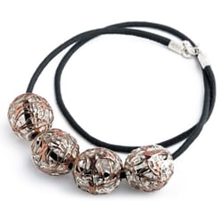Kette by CAROLINE