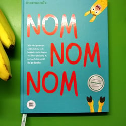 Kochbuch „Nom Nom Nom“ Cover