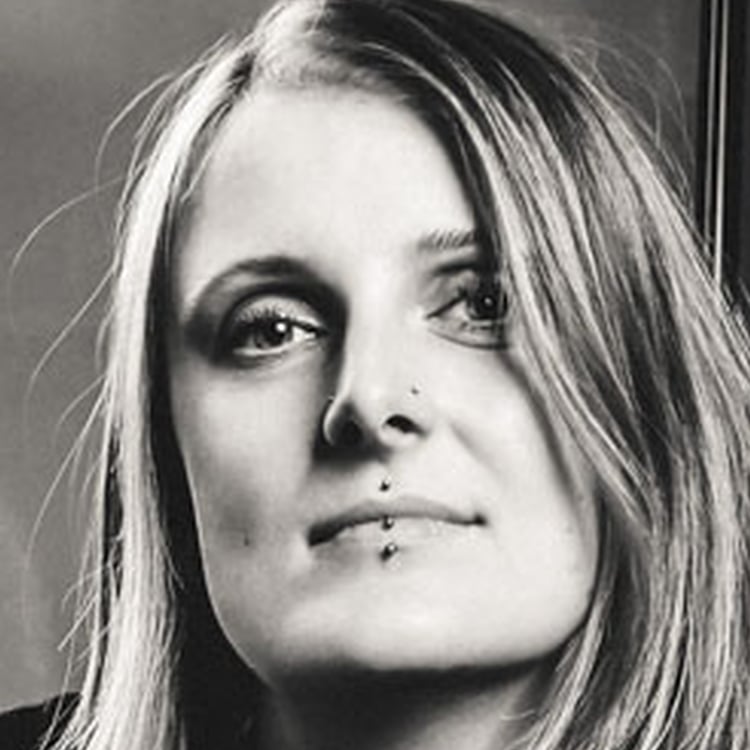 Nina Brucker