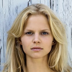 Actress Sinja Dieks