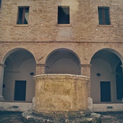 Der Brunnen
