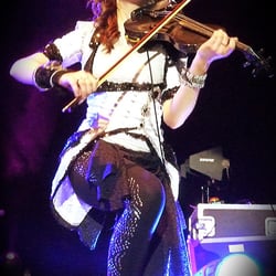 Lindsey Stirling im Tempodrom / Berlin