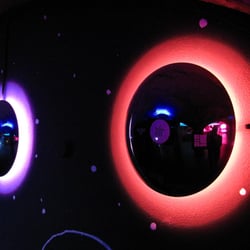 Installation „Orvex“ Nachtclub St. Pauli