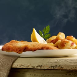 Schnitzel mit Bratkartoffeln