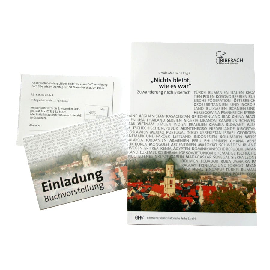 Cover und dazugehörige Einladungskarten zur Buchvorstellung für das Buch „Nichts bleibt wie es war“