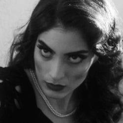 Film noir – Storytelling, „Never Trust A Beautiful Woman“