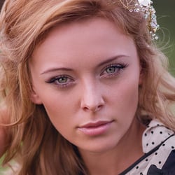 Foto & Retouch: Hart Worx  Model: Aleksandra Nagel  Hair & Make-Up + Styling: von mir / Musitowski Styling&Design