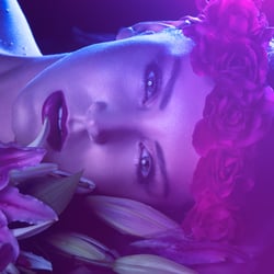 bloodflows  Photographer: Hart Worx / Hartmut Nörenberg  Hair & Make-Up: Lisa Bo  Grooming / Styling: von mir / Musitowski 