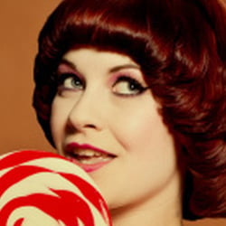 Pin Up
