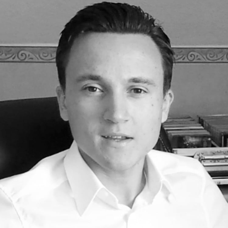 Ralf Schneider