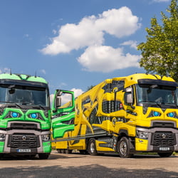 Gelber und grüner Renault T1