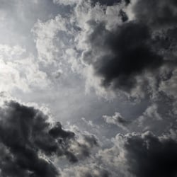 ☁