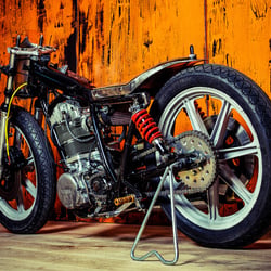Yamaha Drag 02
