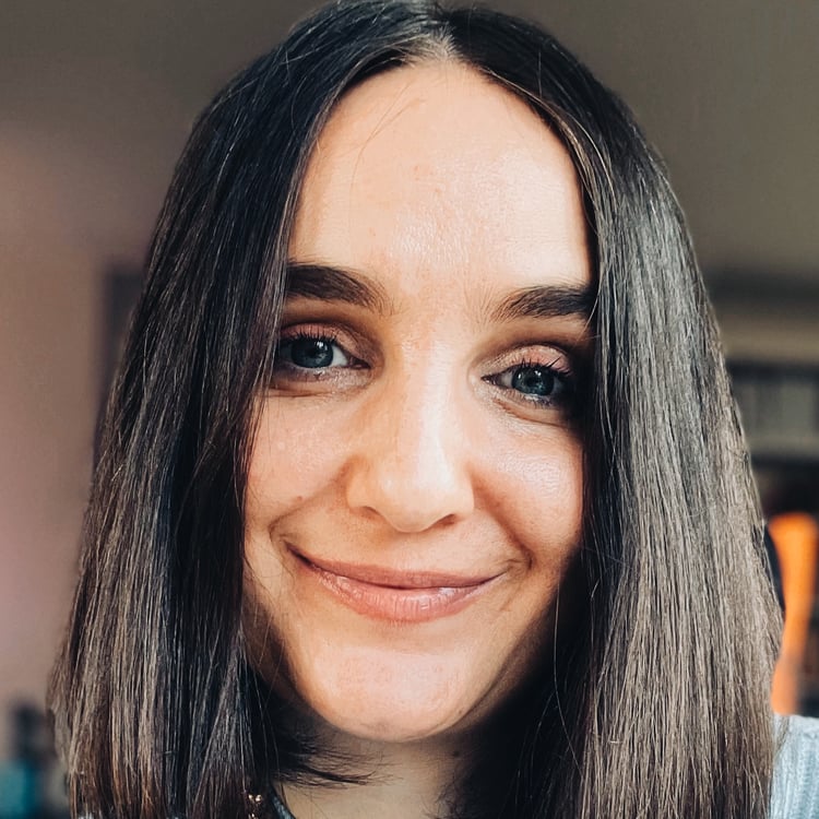 Bernadette Schweihoff