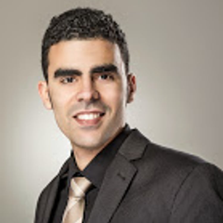 Milton Leon