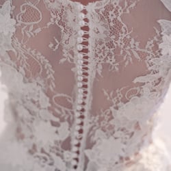 AMAZING DRESS