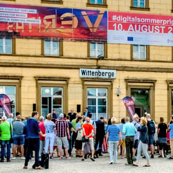 Grafik und Design für Großbanner