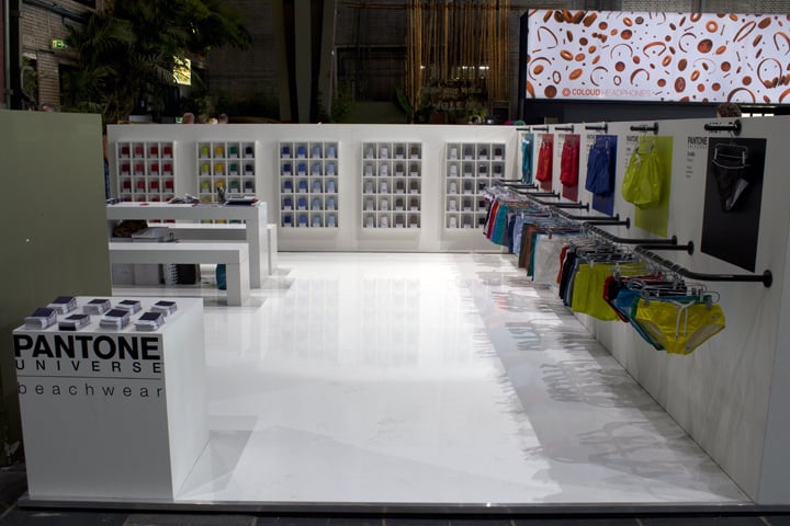 PANTONE