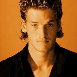 Bastian Studioaufnahme