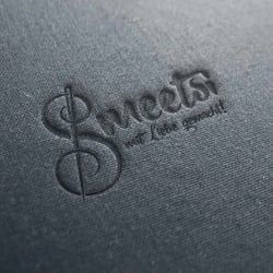 logofolio-smeetsi-logo-praegung-stoff-mockup