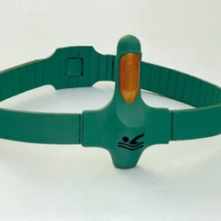 Baderettungshilfe für Schwimmbäder, Wassersportler, Segler, Surfer. Aufblasbarer Airbag mit Druckgaspatrone