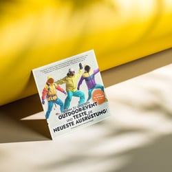 Mockup eines Flyers mit verschiedenen Outfits