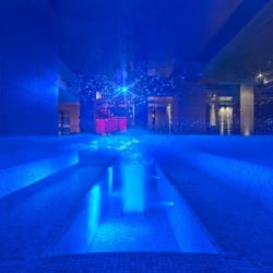 Schwimmbecken der Sauna „Boiler“ in Berlin