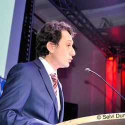 Der türkische Generalkonsul Mesut Koc hielt eine Deutsche Rede
