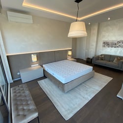 Schlafzimmer 1