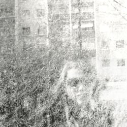 Selbstportrait – analog fotografiert und selbst entwickelt