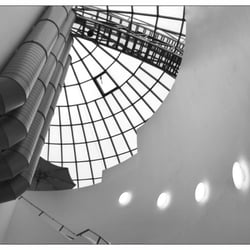 Aufgang monochrome