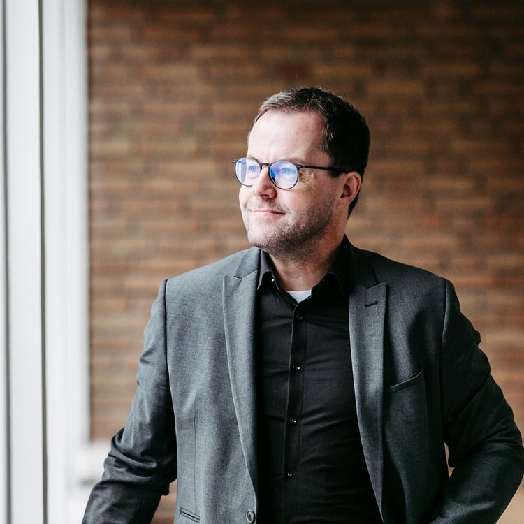 Dirk Waschull
