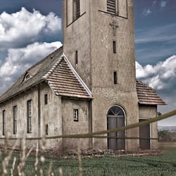 Die Kirche im Dorf lassen
