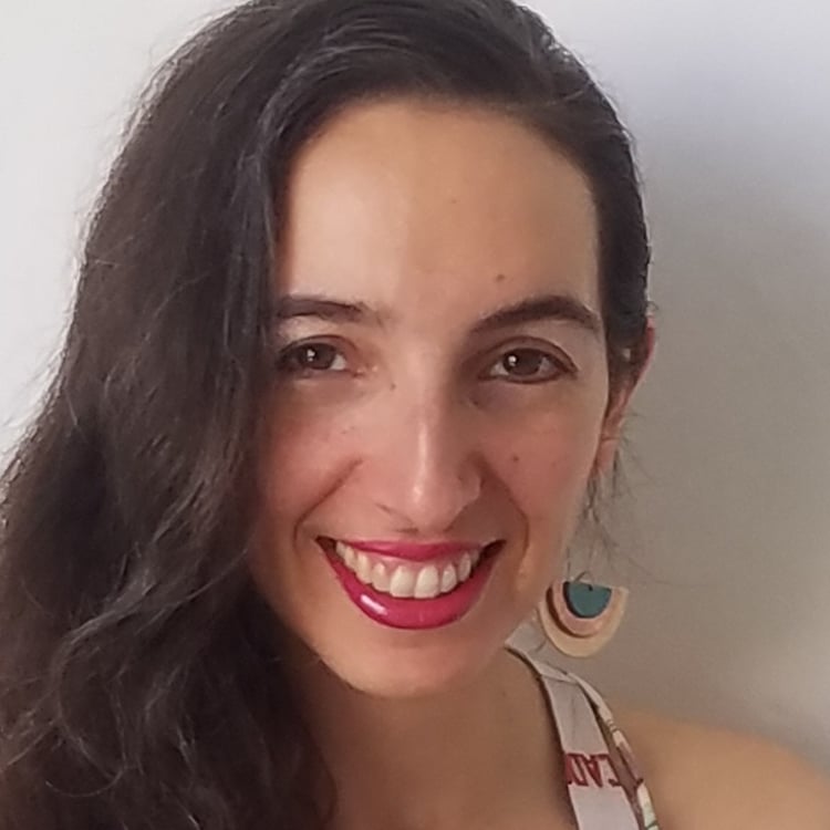 Maria Elena Knolle