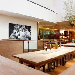 Photo: ©by Falko Wübbecke | VAPIANO Dortmund | www.hotelfotodesign.de