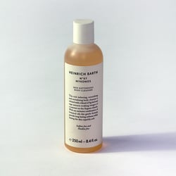Product shot Mykonos series – Body Cleanser