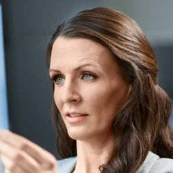 SusanneWitt ValéryKloubert ViagaThemenbroschüre1 2022