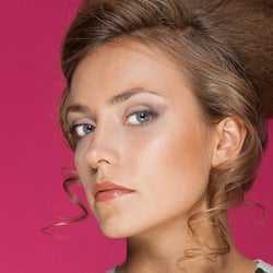 Make up & Hairstyling by Valerie Claire Bodeux; Photographer: Paul Gisbrecht