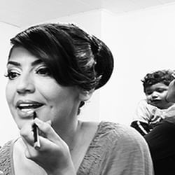 Hochzeitsreportage Köln – getting ready – Hochzeitsfotografin Dorina Köbele-Milas