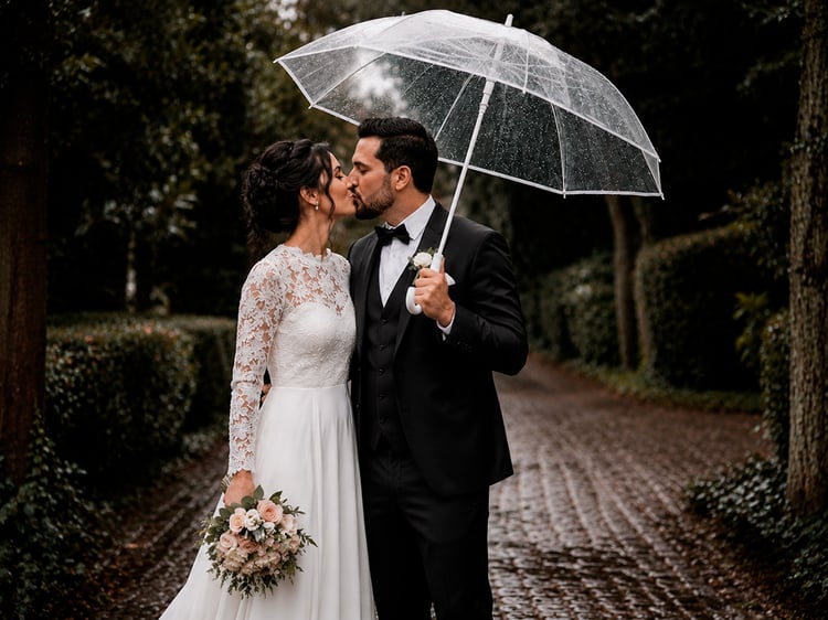 Hochzeit im Regen – ein wunderschöner Moment