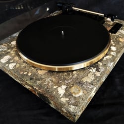 Turntable / Plattenspieler Of Technical Art