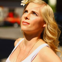 Beauty-Shooting aus der Neujahrsverlosung 2011/2012 – hier: Gewinnerin Valérie