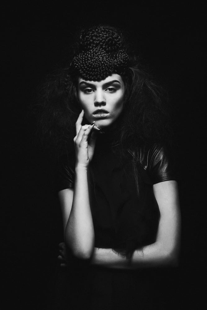 Editorial „Warrior“