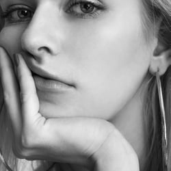 Bella by Sebastian Hilgetag