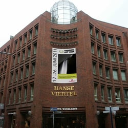 Großflächiger Banner im Hanse-Vierten